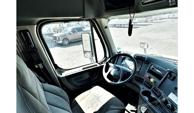 2015 Utility Dry Vans full